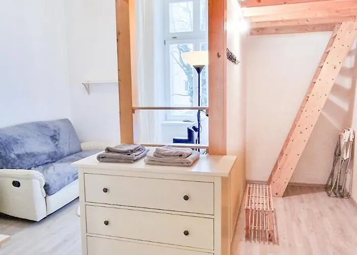 Cozy Karlin Loft Center Lejlighed